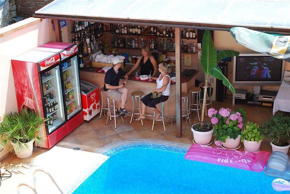 Italia Hotel Nesebar Bagian luar foto