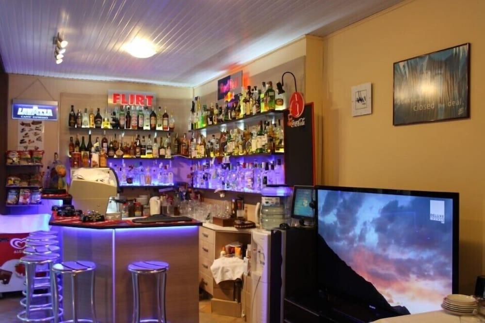 Italia Hotel Nesebar Bagian luar foto