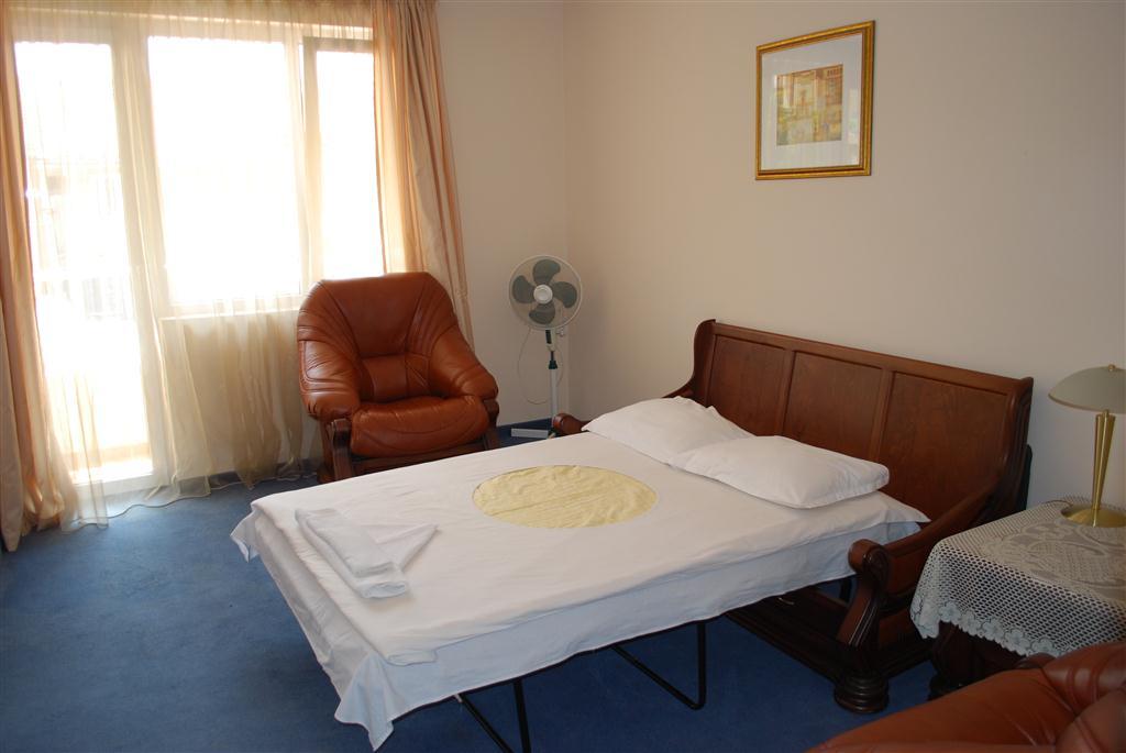 Italia Hotel Nesebar Bagian luar foto