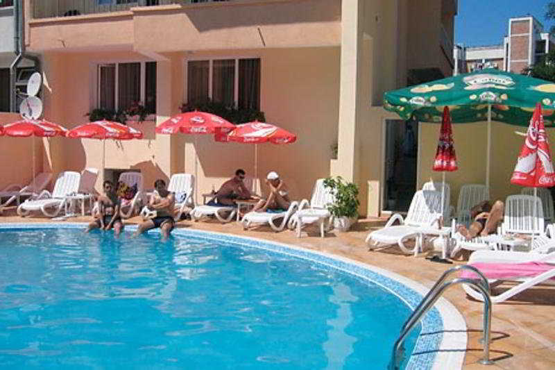 Italia Hotel Nesebar Bagian luar foto